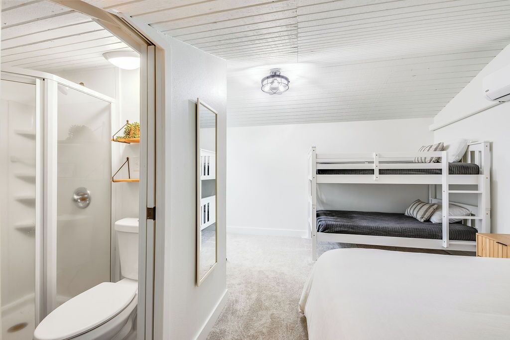 Photo of Bedroom in Kahuku