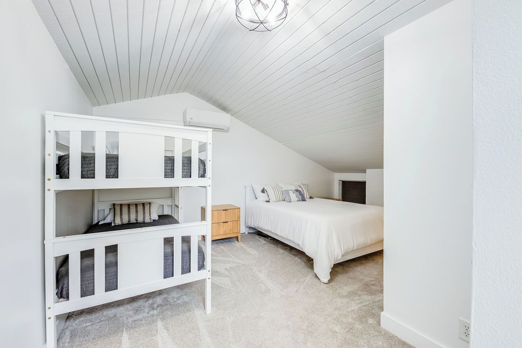 Photo of Bedroom in Kahuku