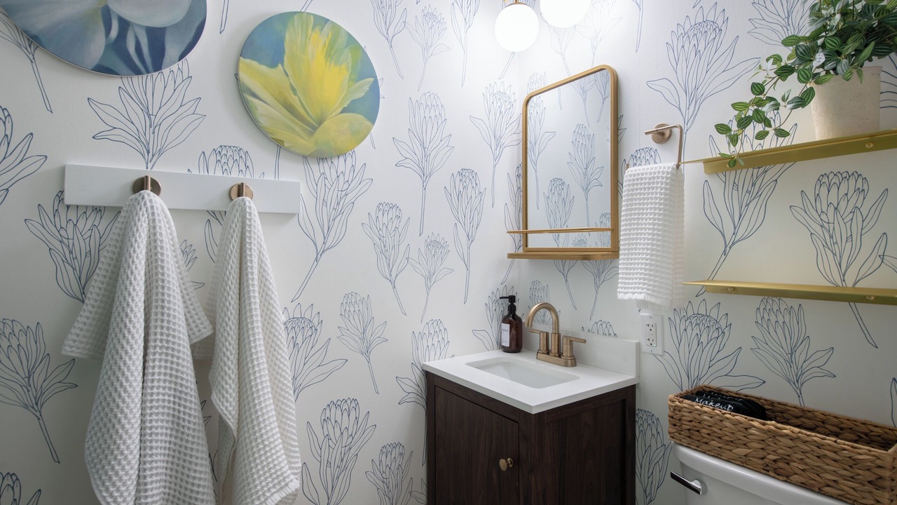 Photo of Bathroom in Hilo