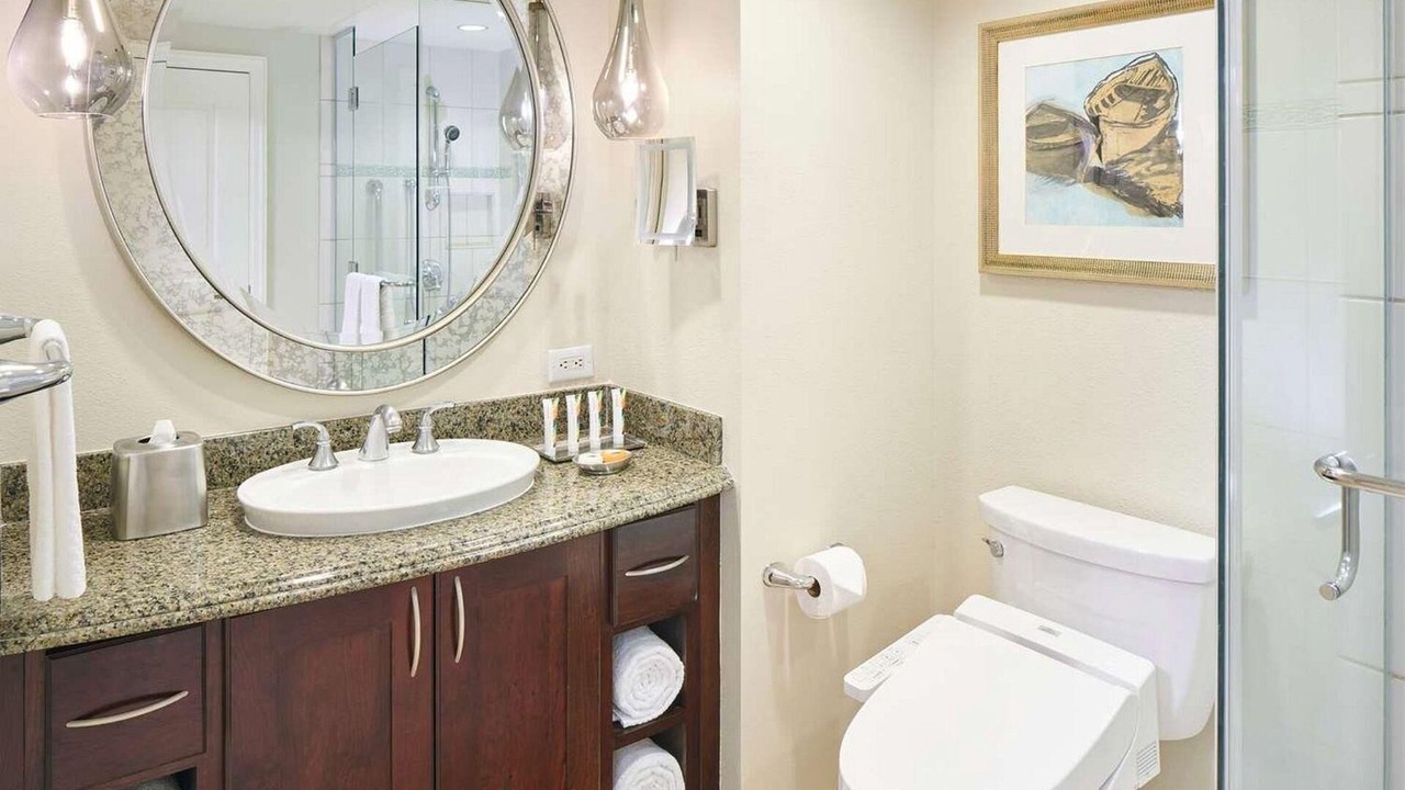 Photo of Bathroom in Waikiki