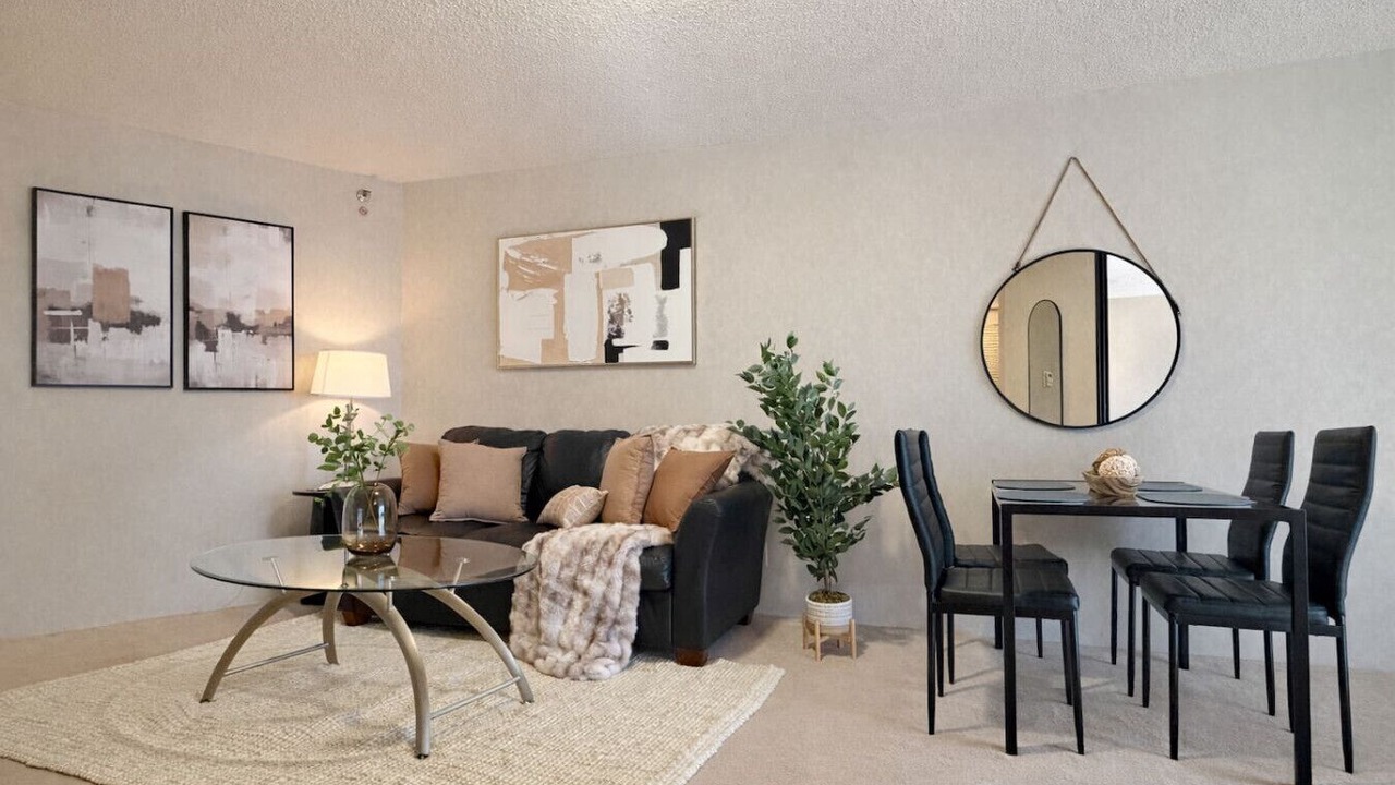 Photo of Livingroom in Downtown Honolulu