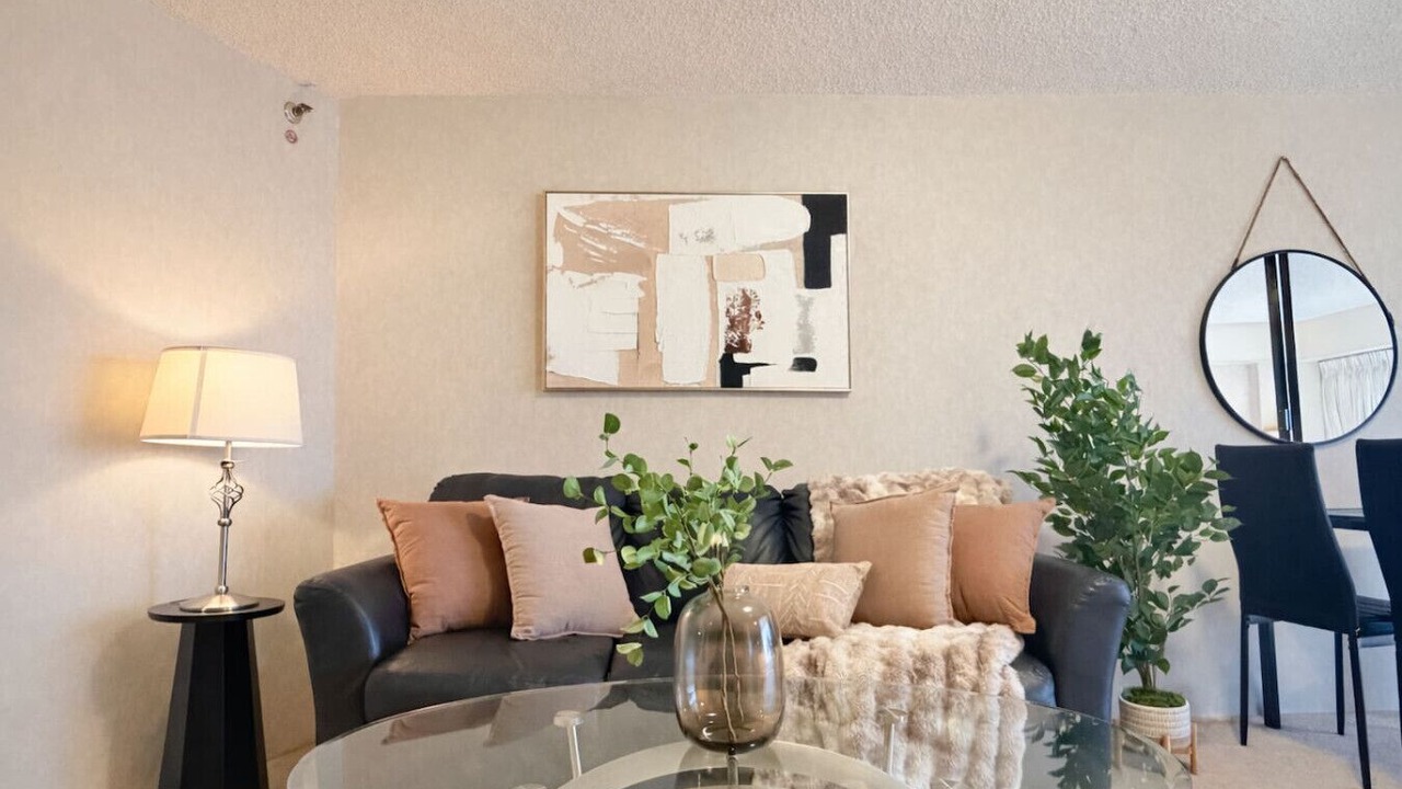 Photo of Livingroom in Downtown Honolulu