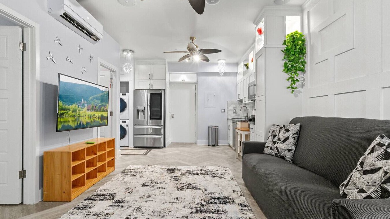 Photo of Livingroom in Ewa