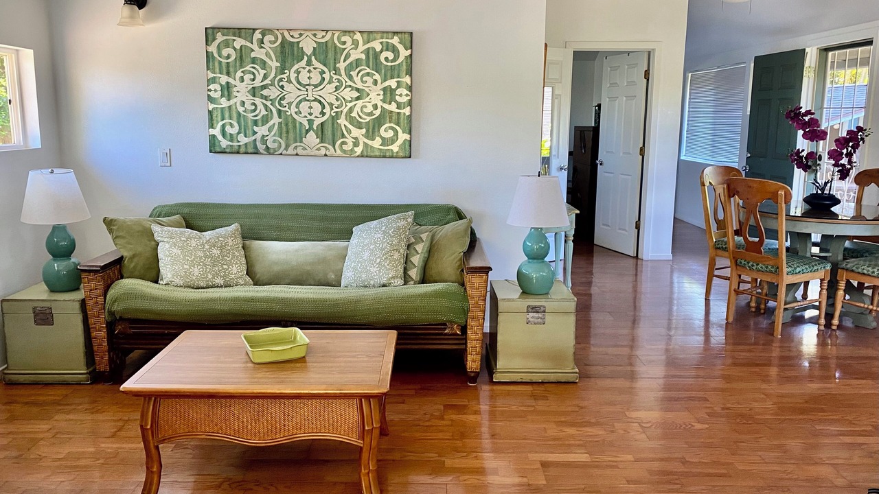 Photo of Livingroom in Kuau
