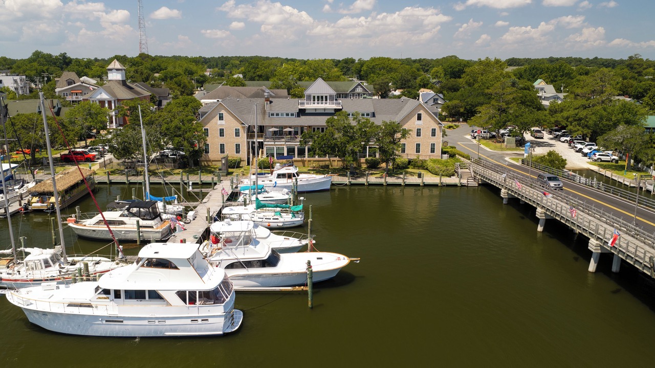 Photo of Others in Historic Downtown Manteo