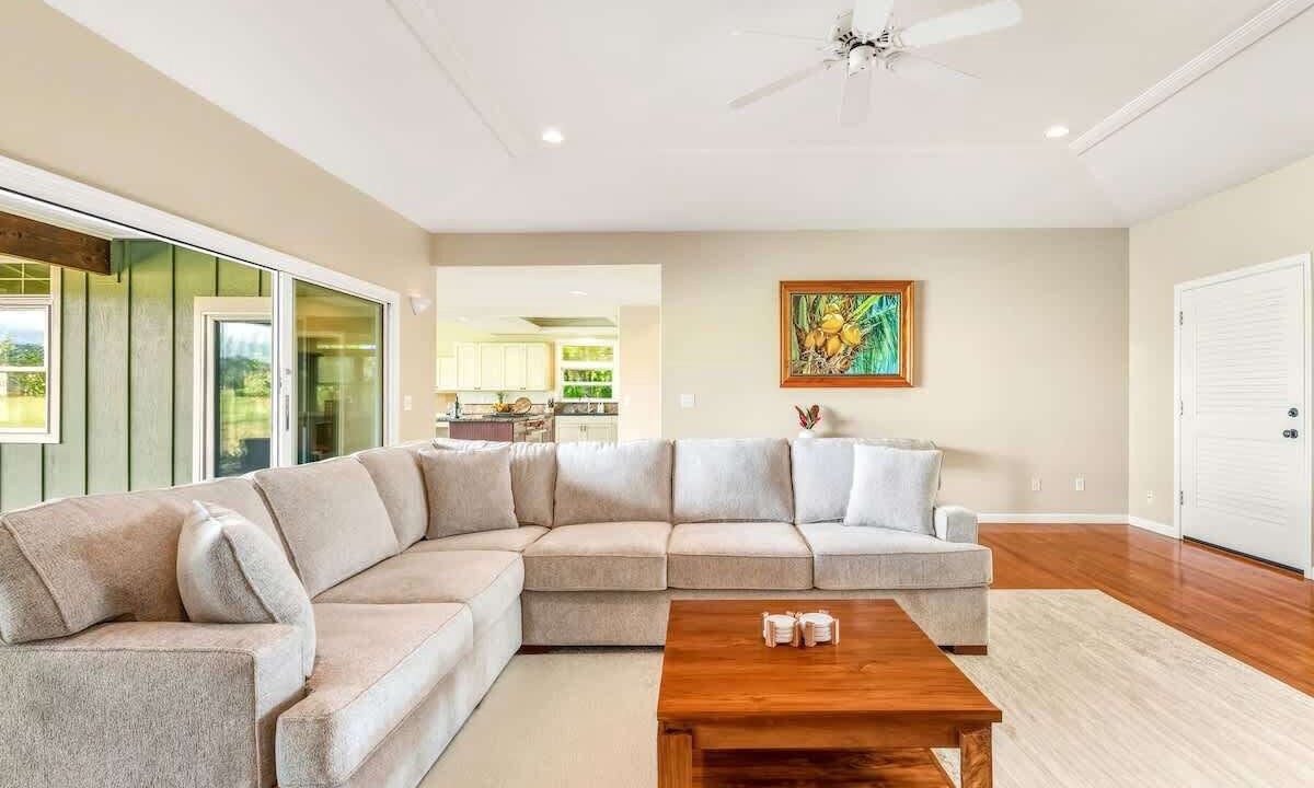Photo of Bedroom in Poipu