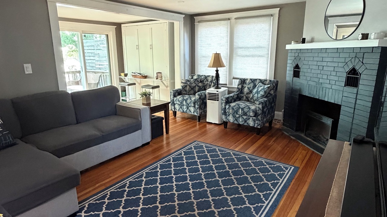 Photo of Livingroom in Warwick