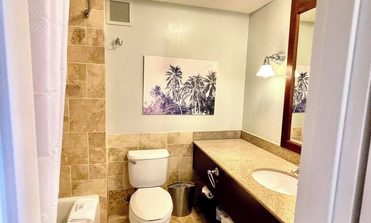 Photo of Bathroom in Hanamaulu