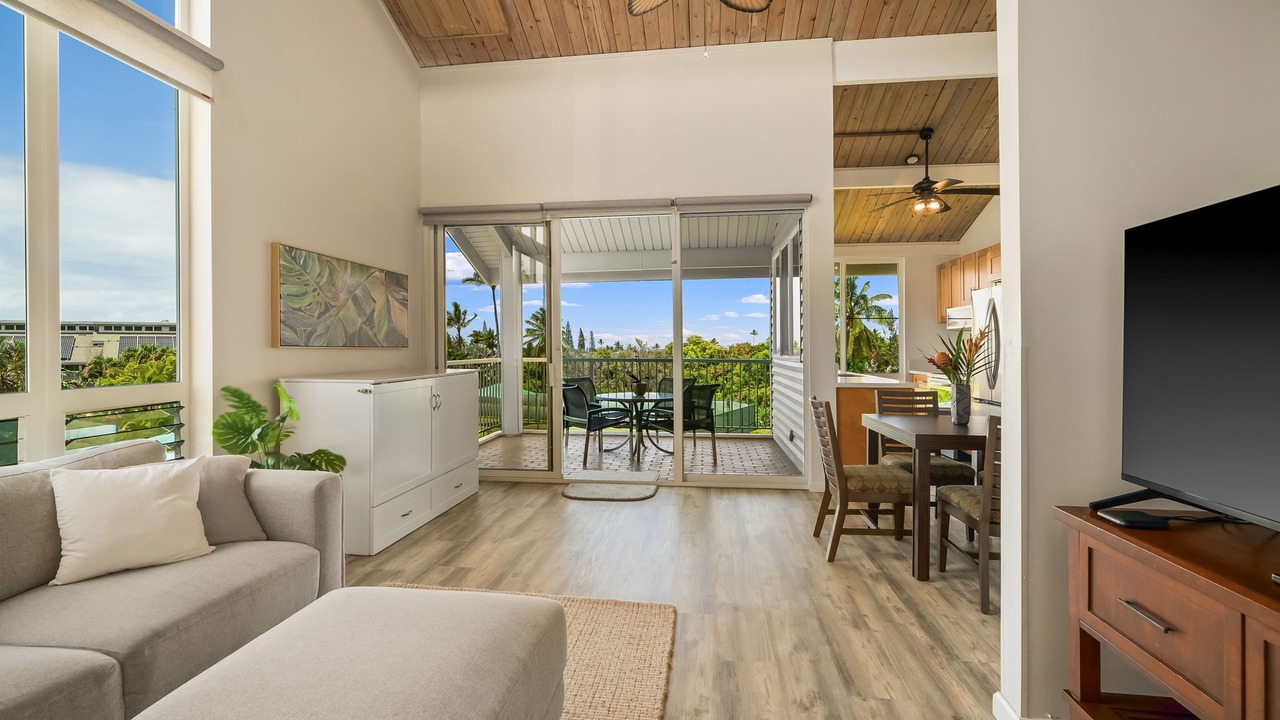 Photo of Livingroom in Princeville