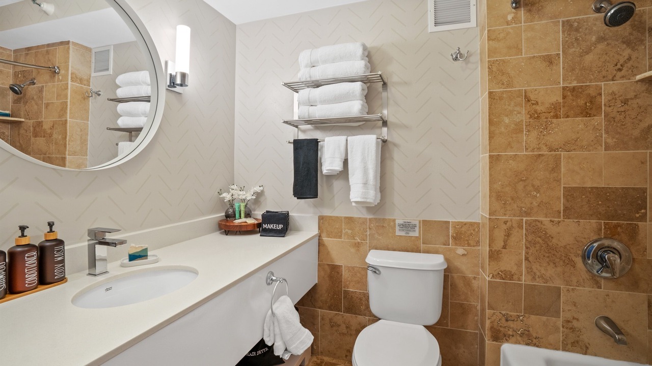 Photo of Bathroom in Hanamaulu