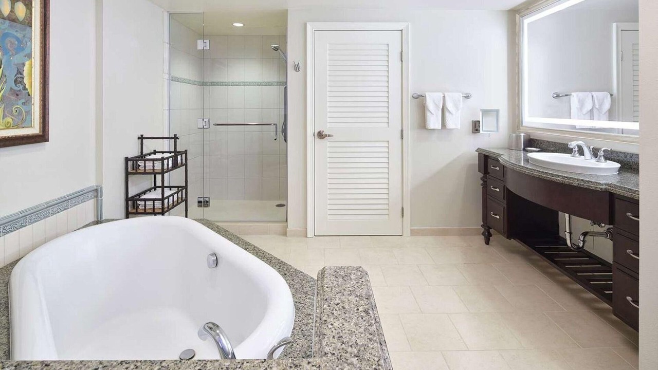 Photo of Bathroom in Waikiki