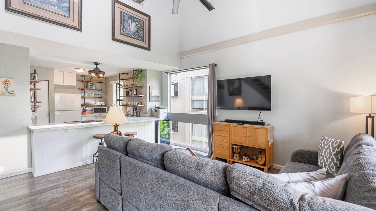 Photo of Livingroom in Historic Kailua Village
