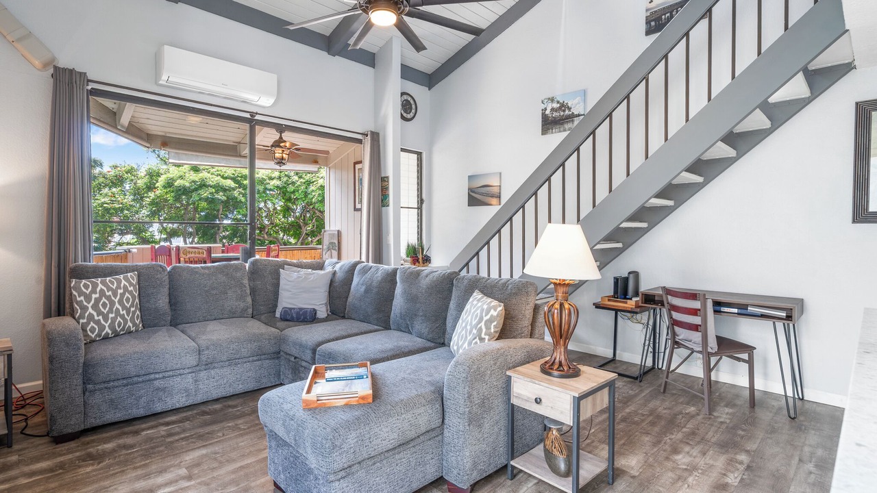 Photo of Livingroom in Historic Kailua Village