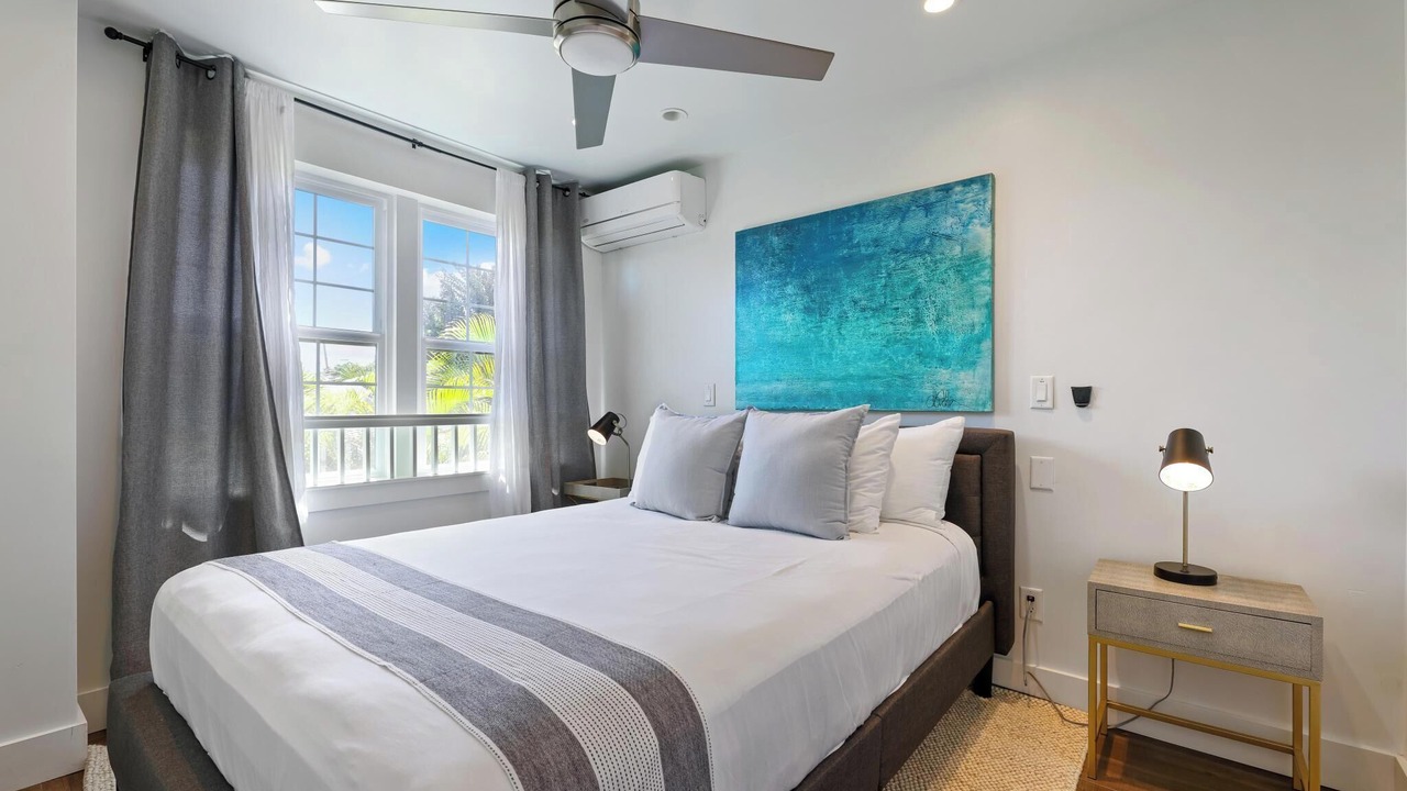 Photo of Bedroom in Wailuku