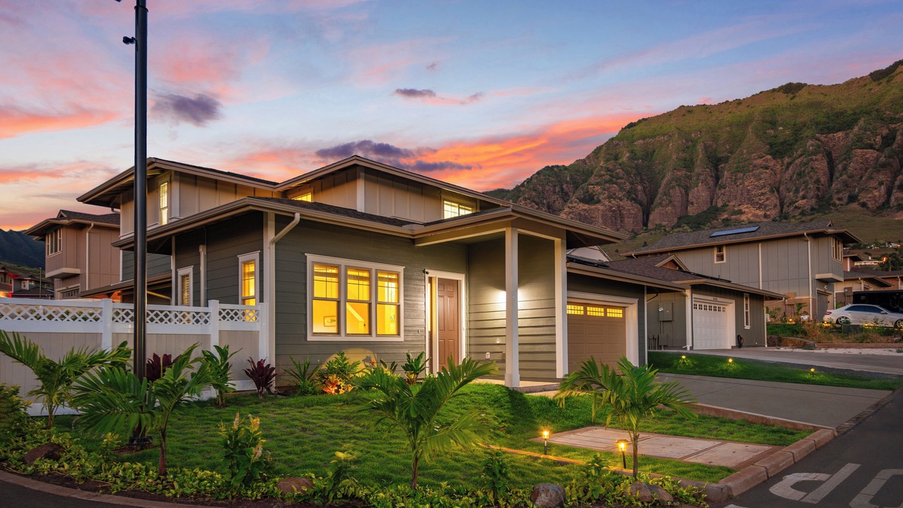 Photo of Outdoor in Makaha Valley
