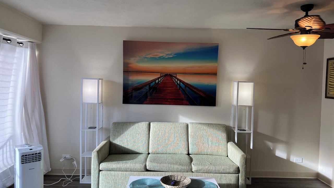 Photo of Livingroom in McCully - Moiliili
