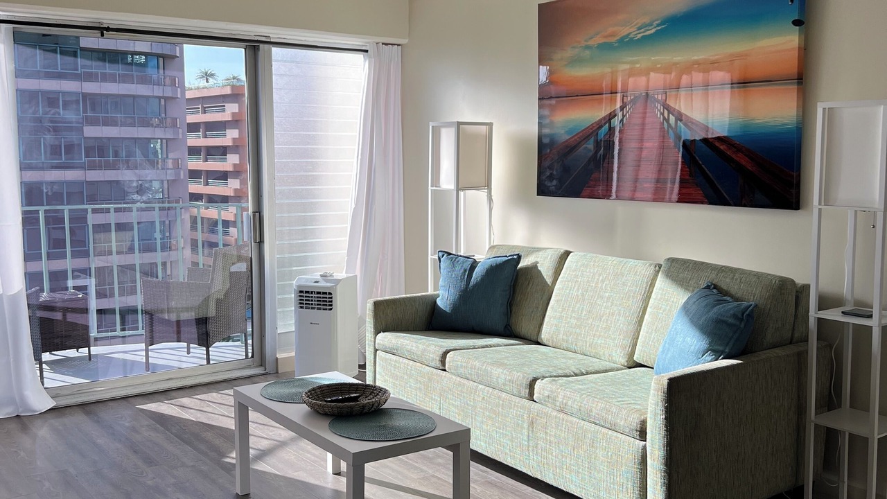 Photo of Livingroom in McCully - Moiliili