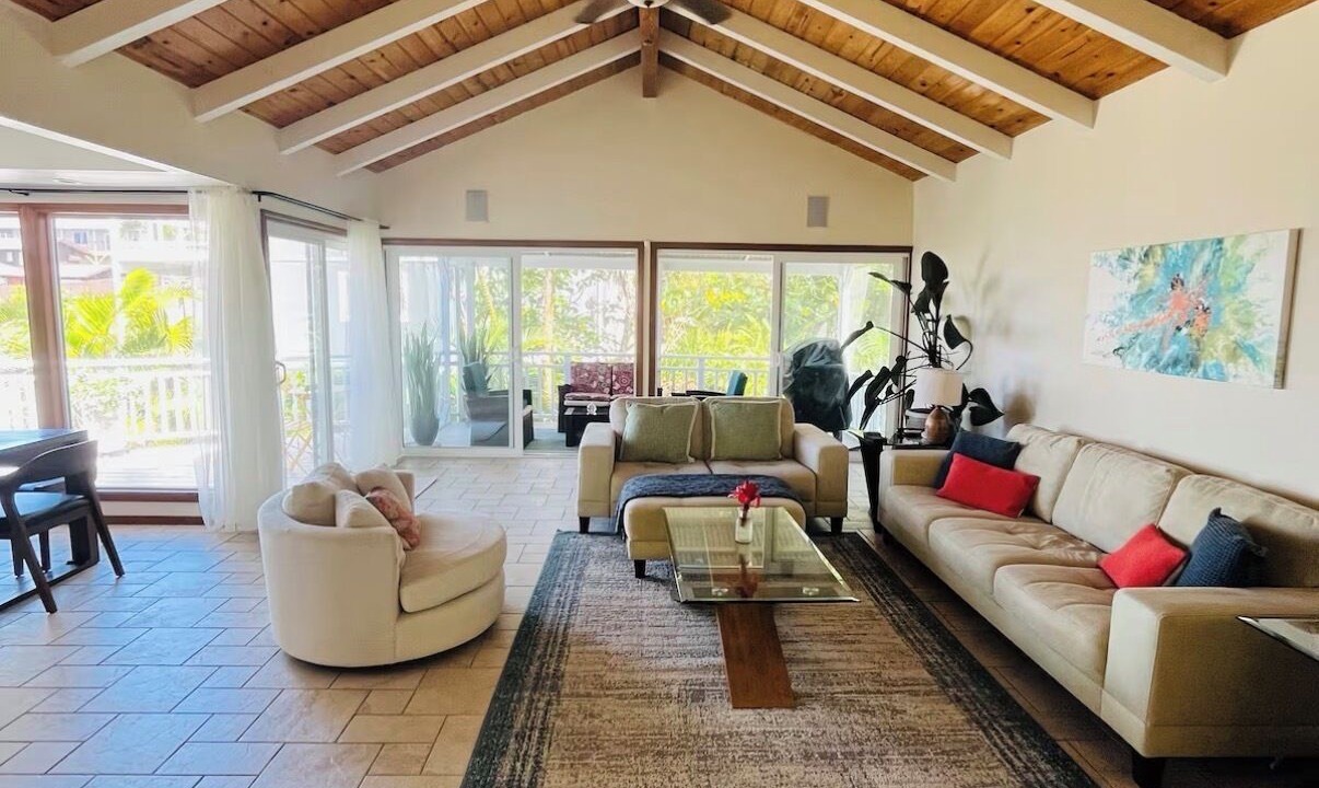 Photo of Livingroom in Kapoho