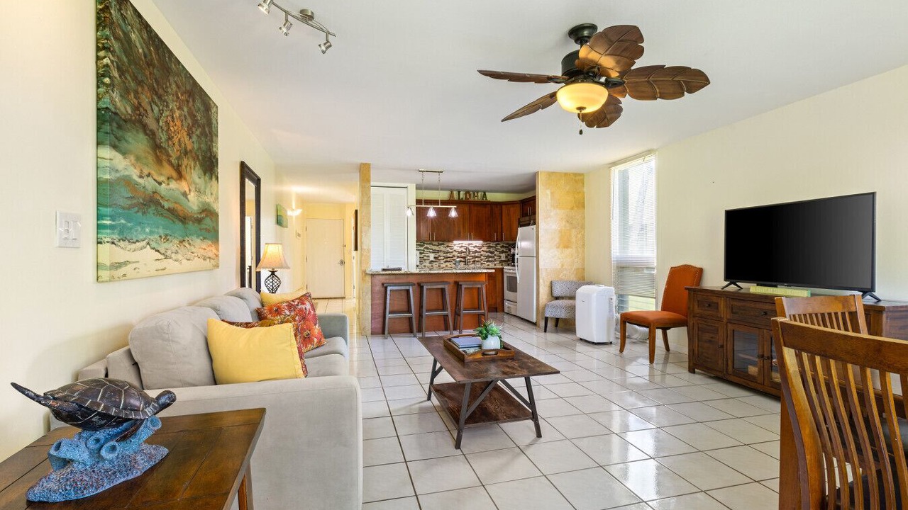 Photo of Livingroom in Kahuku