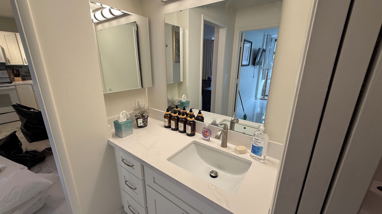 Photo of Bathroom in Waikiki