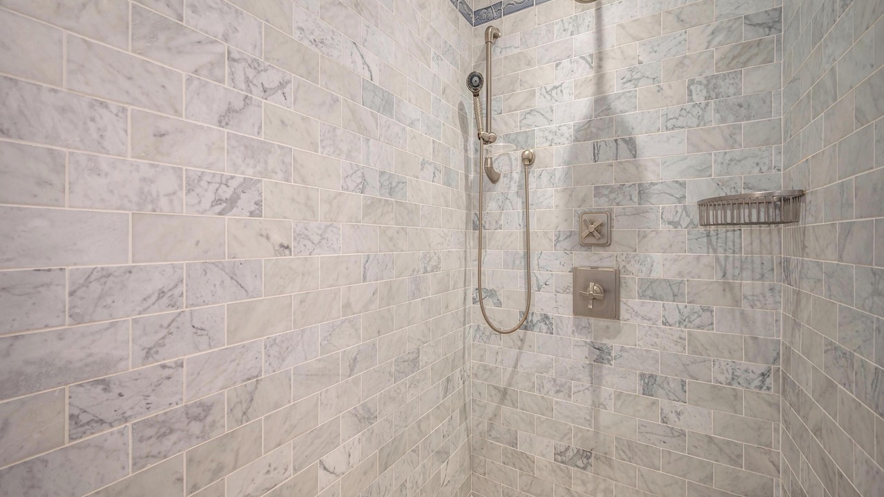 Photo of Bathroom in Poipu