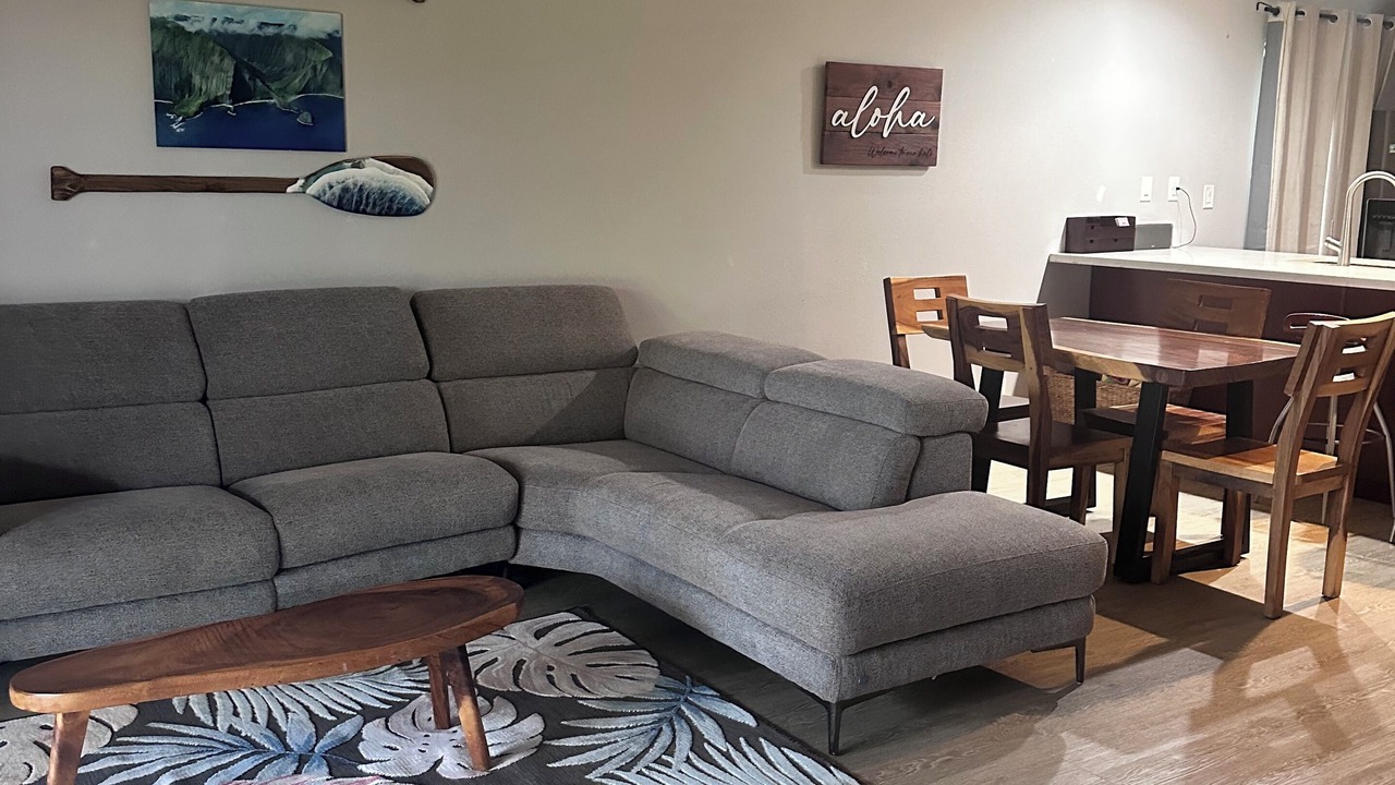 Photo of Livingroom in Maunaloa