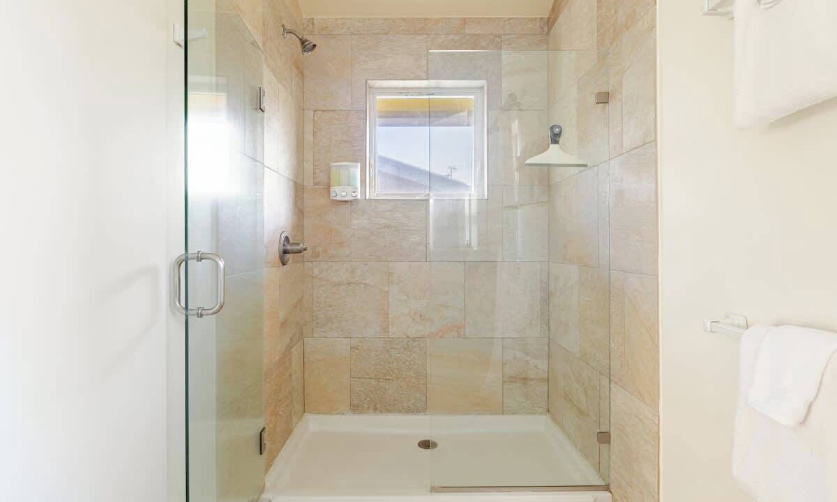 Photo of Bathroom in Pepeekeo