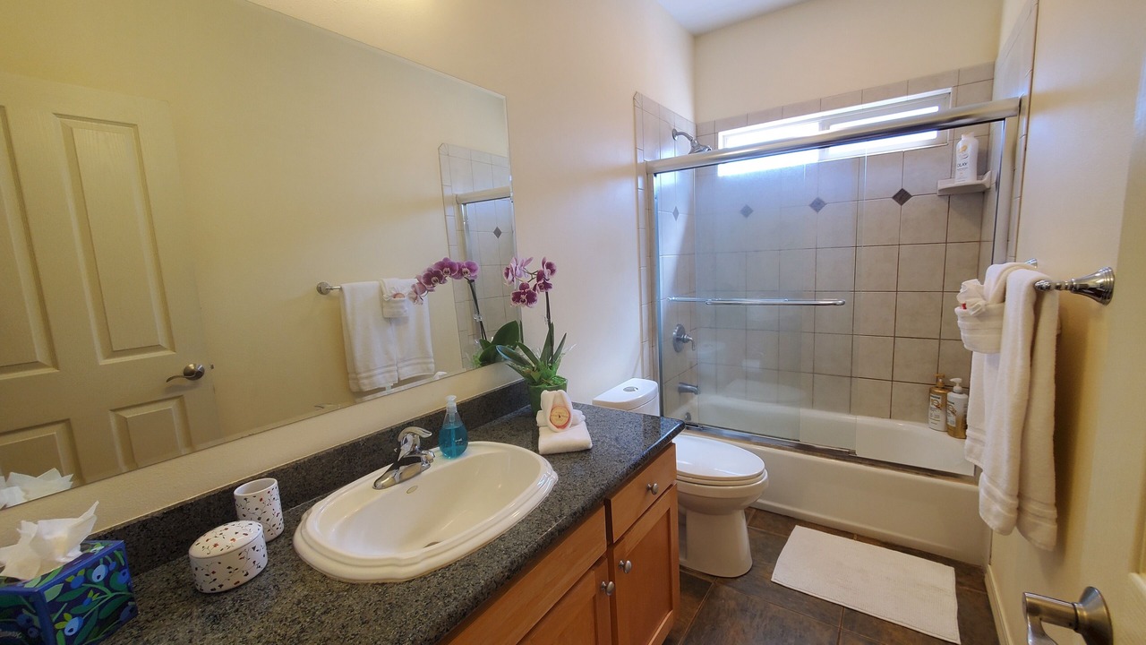 Photo of Bathroom in Kuau