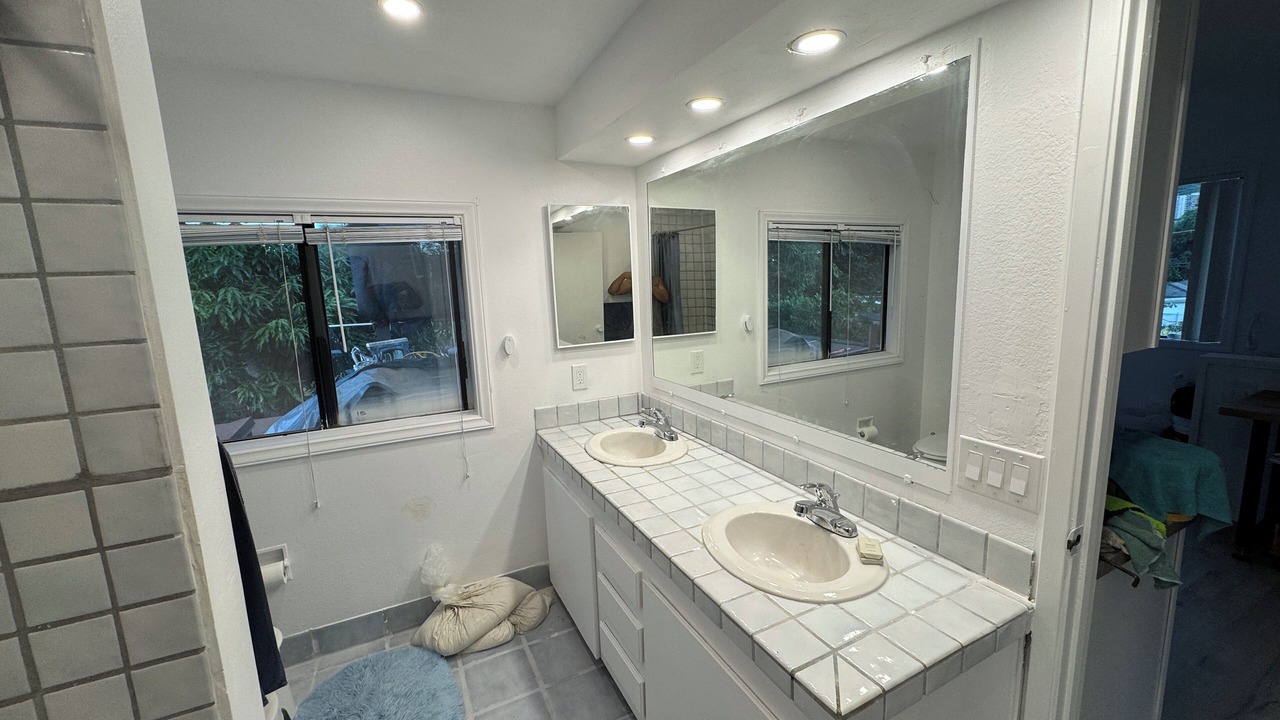 Photo of Bathroom in Kaneohe