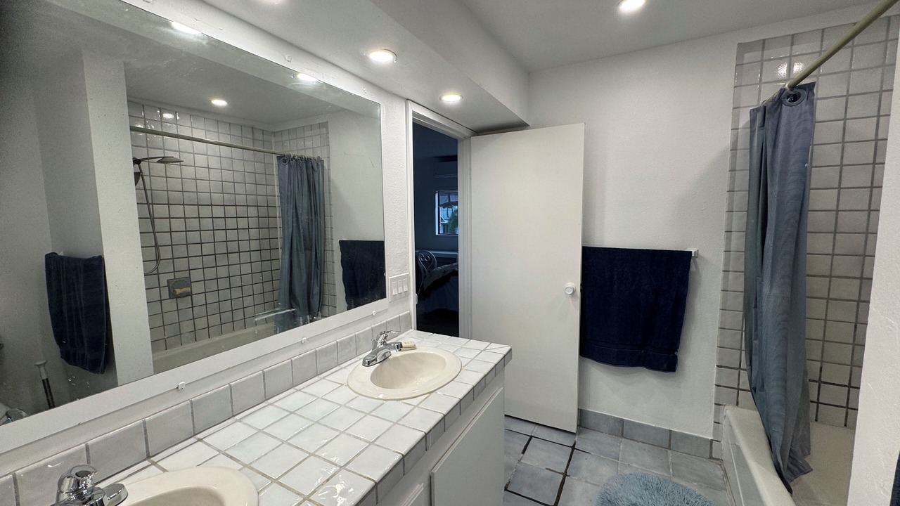 Photo of Bathroom in Kaneohe