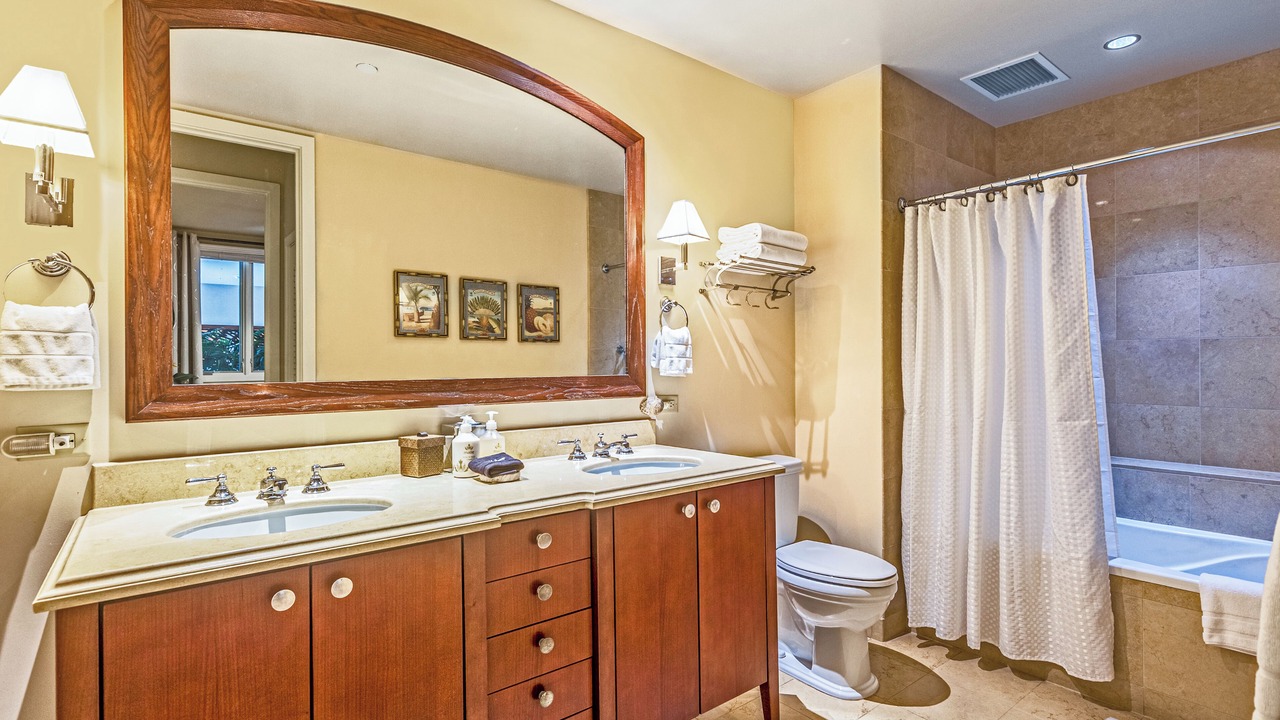Photo of Bathroom in Wailea
