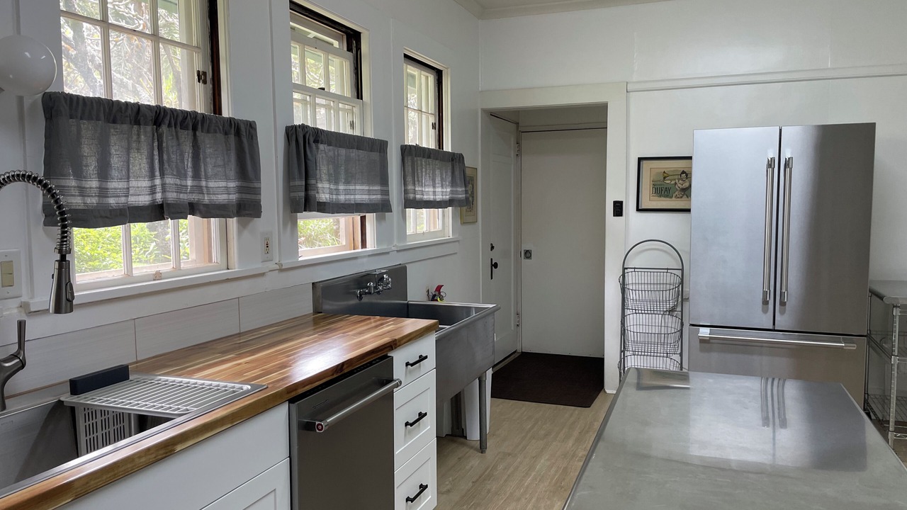 Photo of Kitchen in Makawao