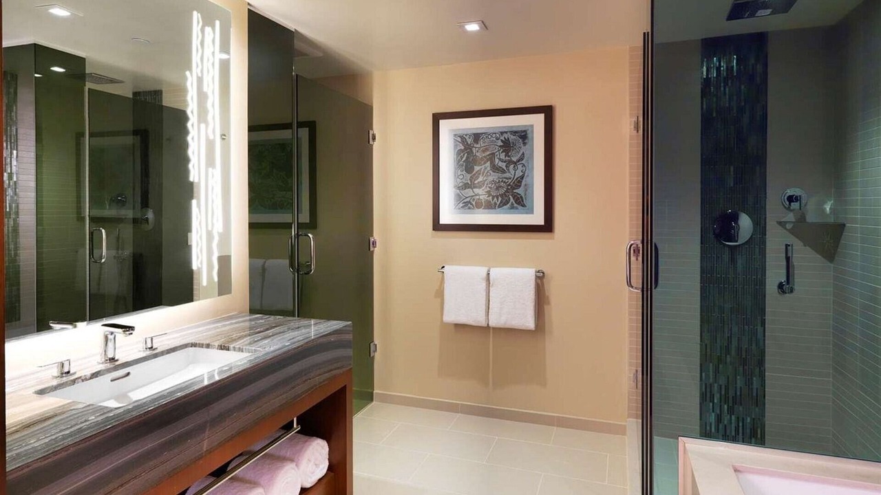 Photo of Bathroom in Waikiki