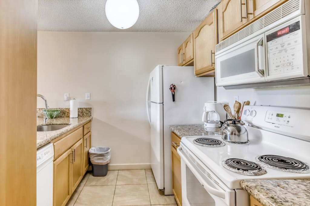 Photo of Kitchen in Maunaloa
