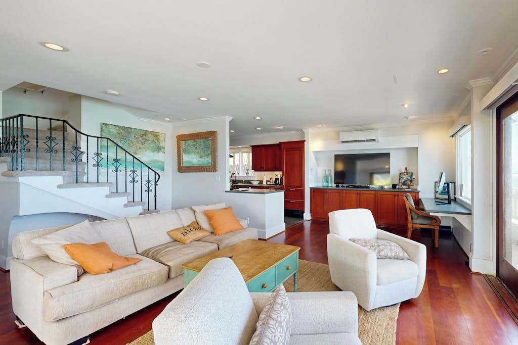 Photo of Livingroom in Diamond Head - Kapahulu - St. Louis
