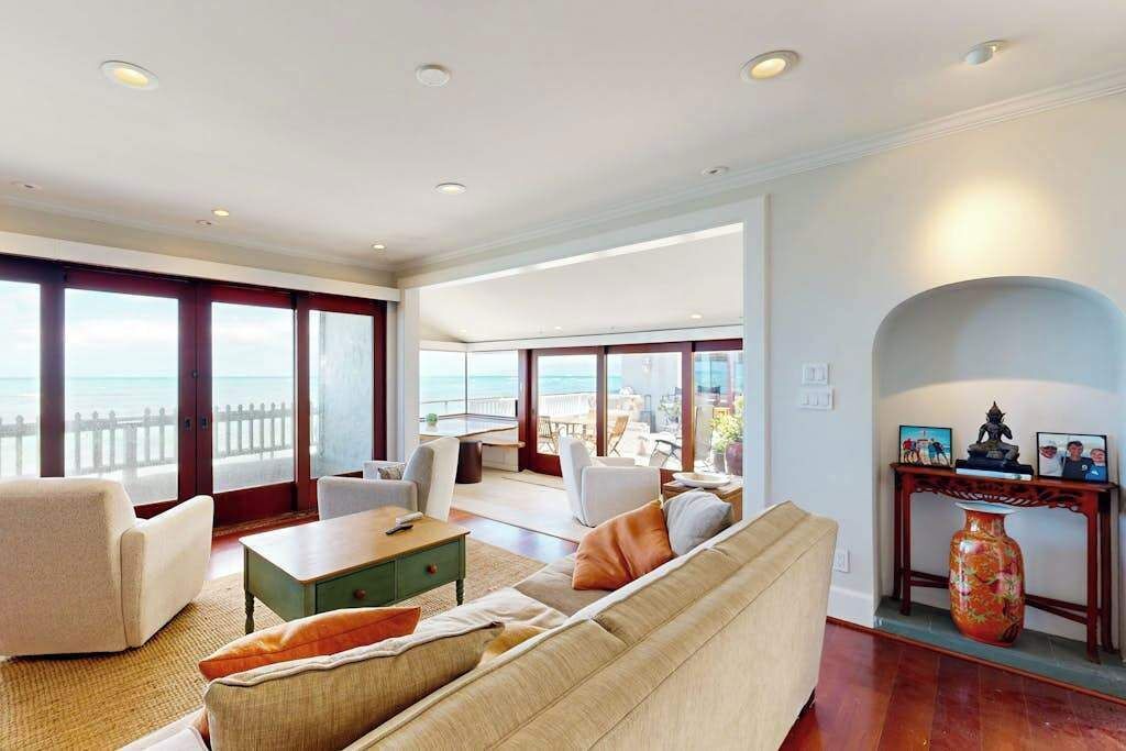Photo of Livingroom in Diamond Head - Kapahulu - St. Louis