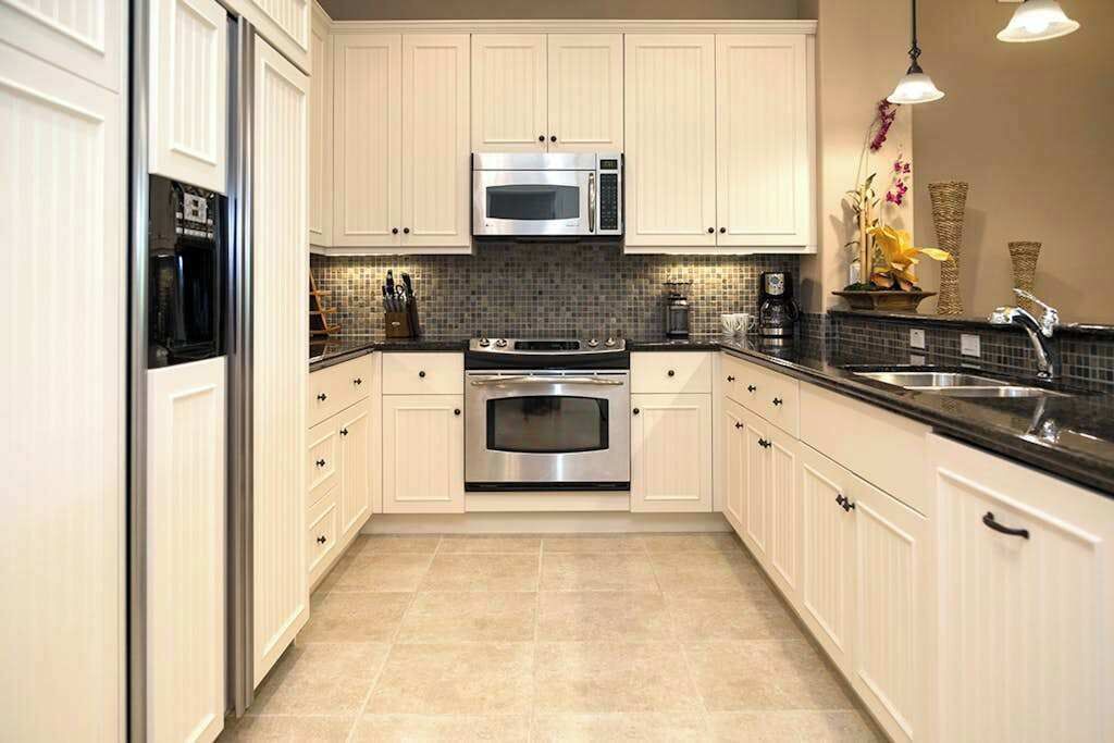 Photo of Kitchen in Kulalani
