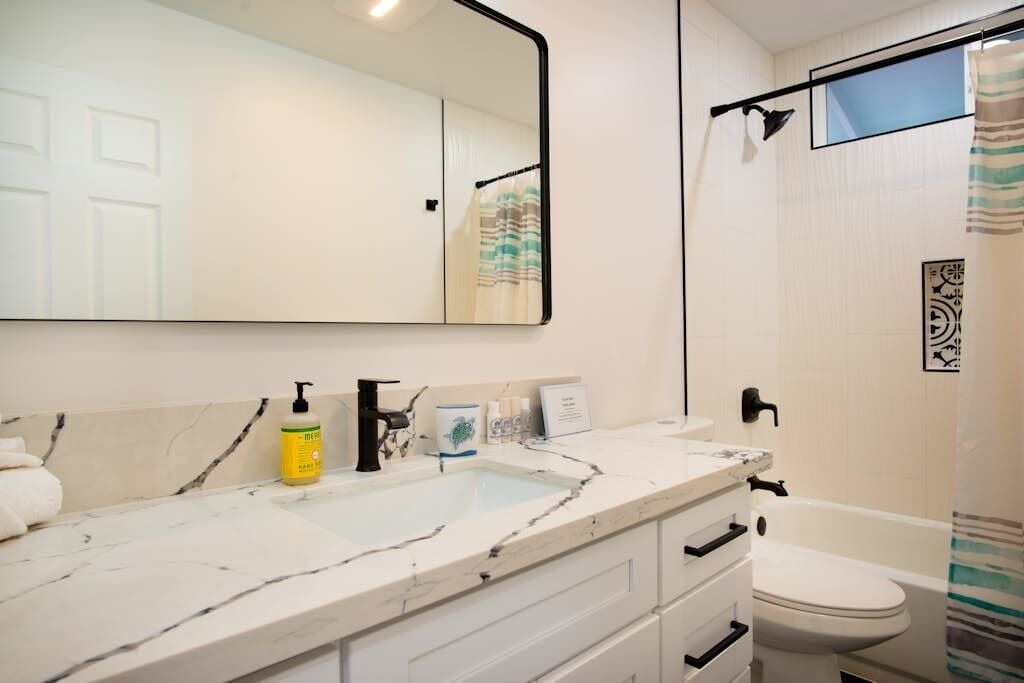 Photo of Bathroom in Ainaloa