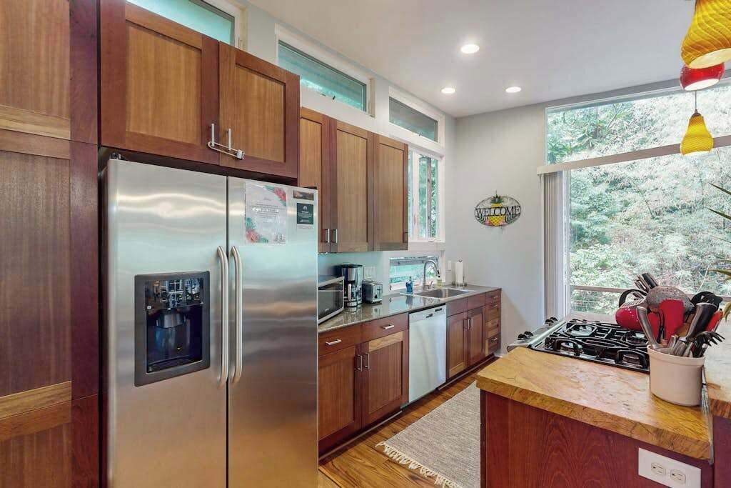 Photo of Kitchen in Kehena Beach Estates