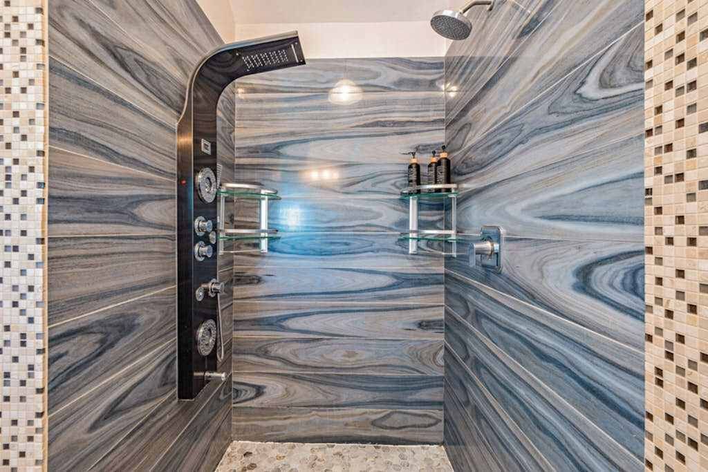 Photo of Bathroom in Waikoloa