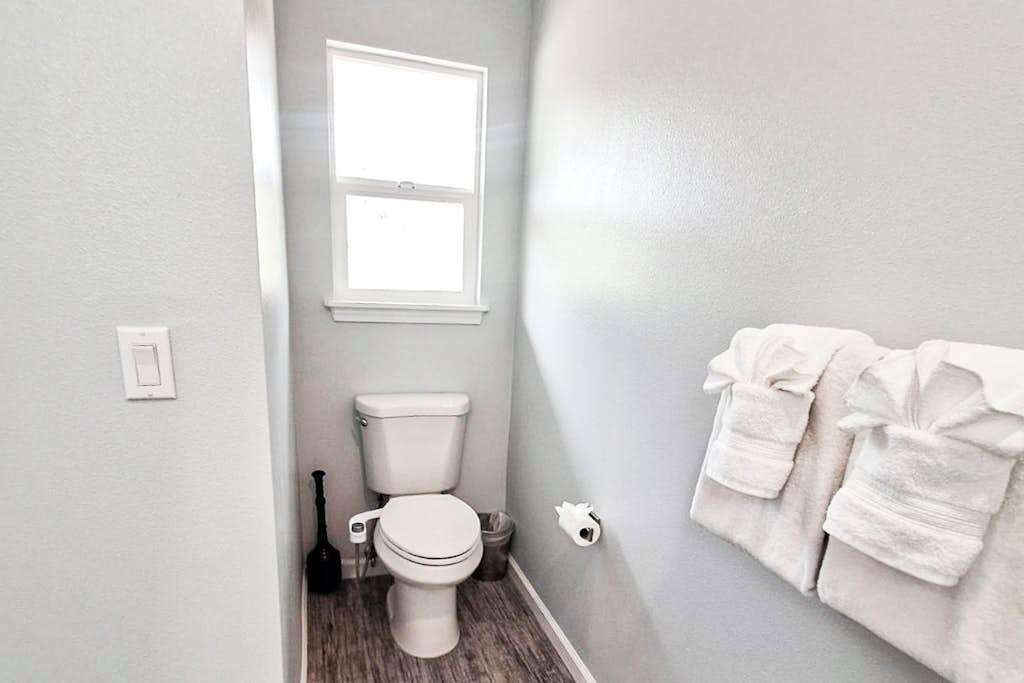 Photo of Bathroom in Orchidlands Estates