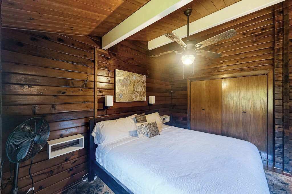 Photo of Bedroom in Volcano