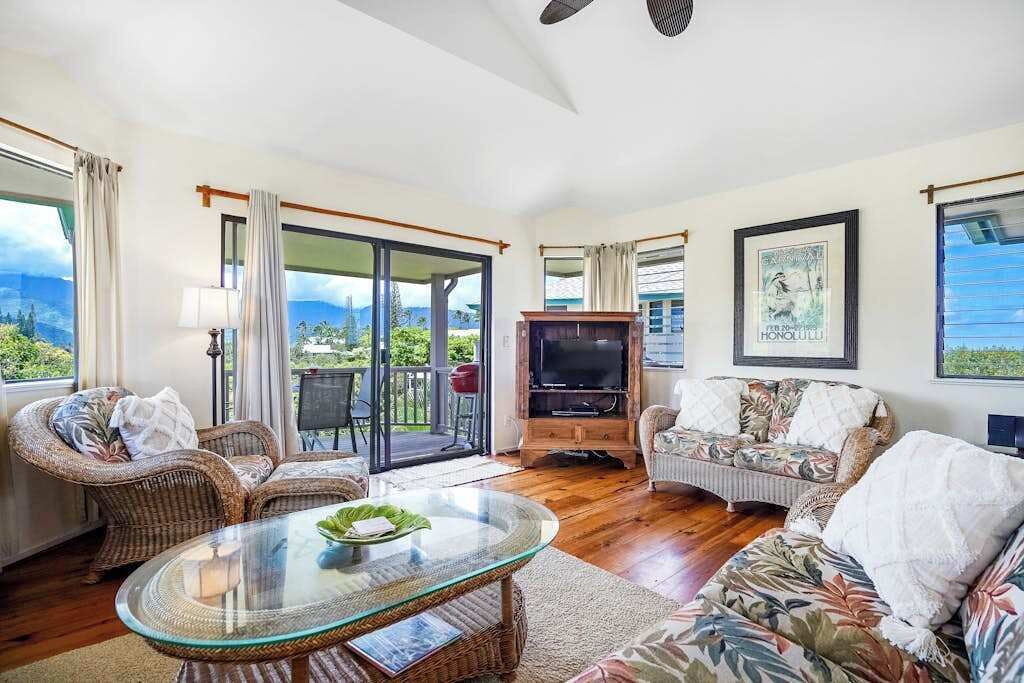 Photo of Livingroom in Princeville