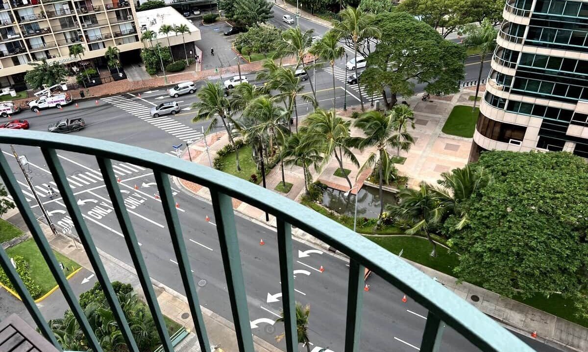 Photo of Outdoor in McCully - Moiliili