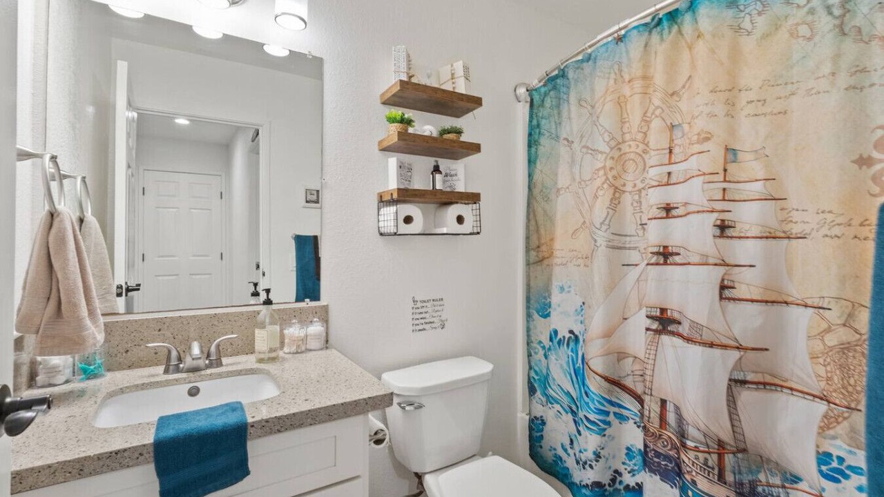 Photo of Bathroom in Kaneohe