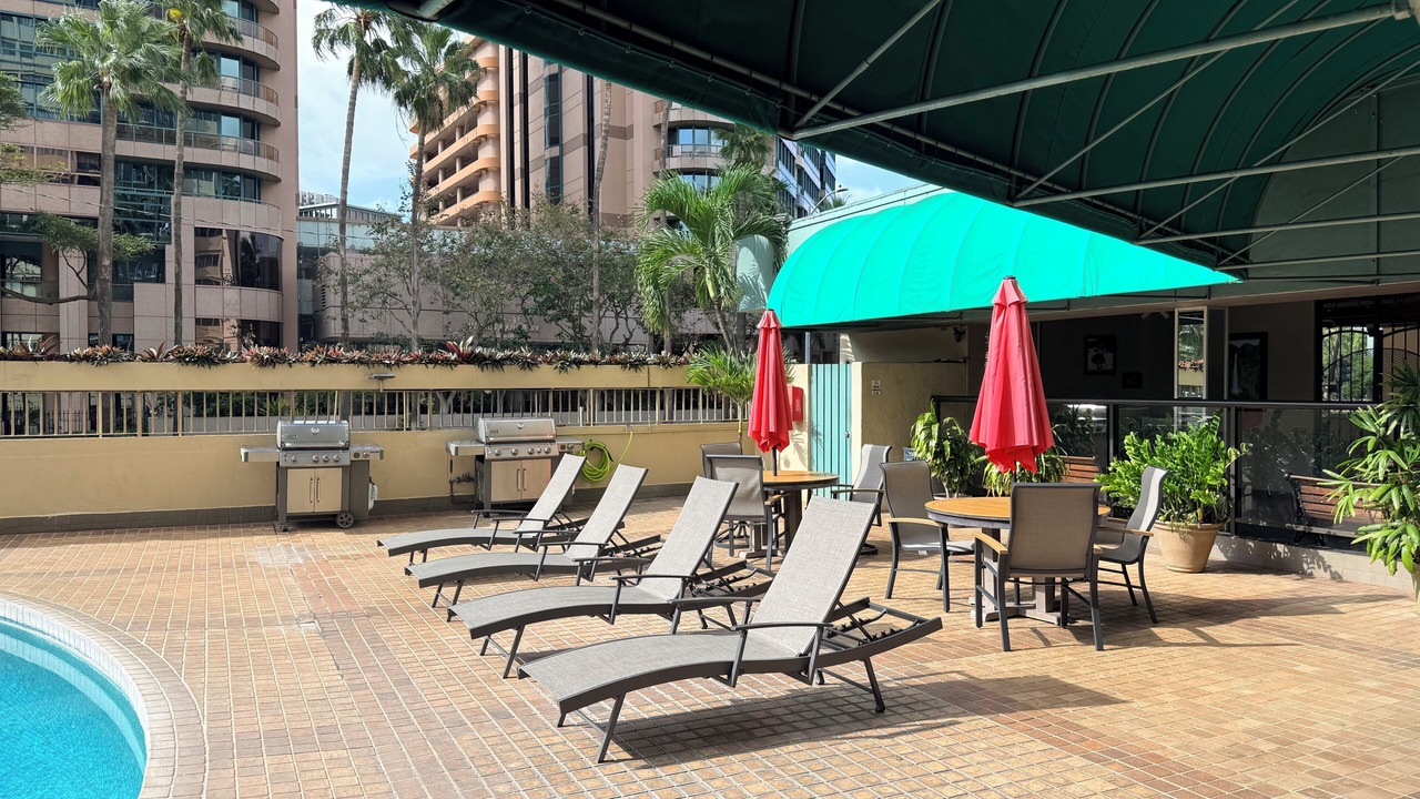 Photo of Outdoor in McCully - Moiliili