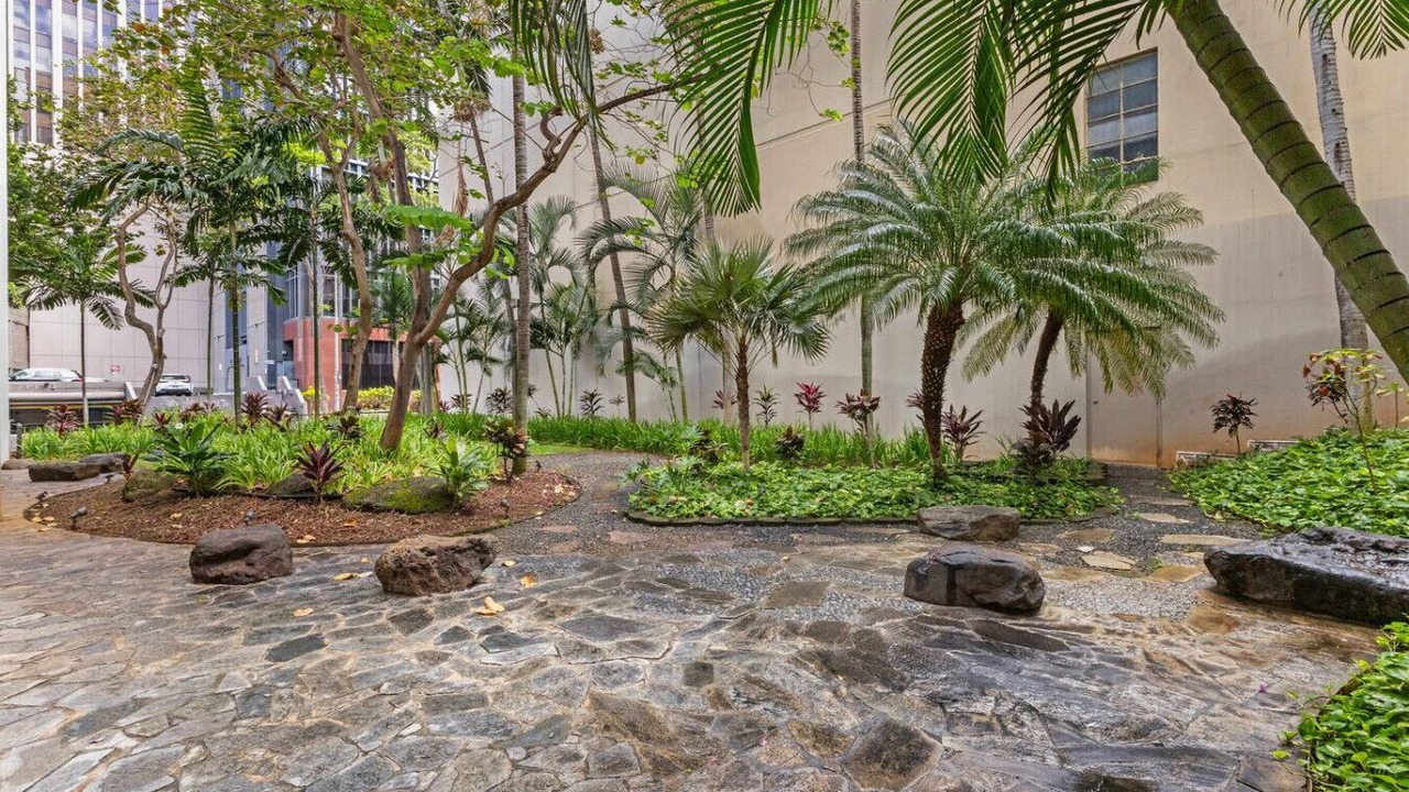 Photo of Outdoor in Downtown Honolulu