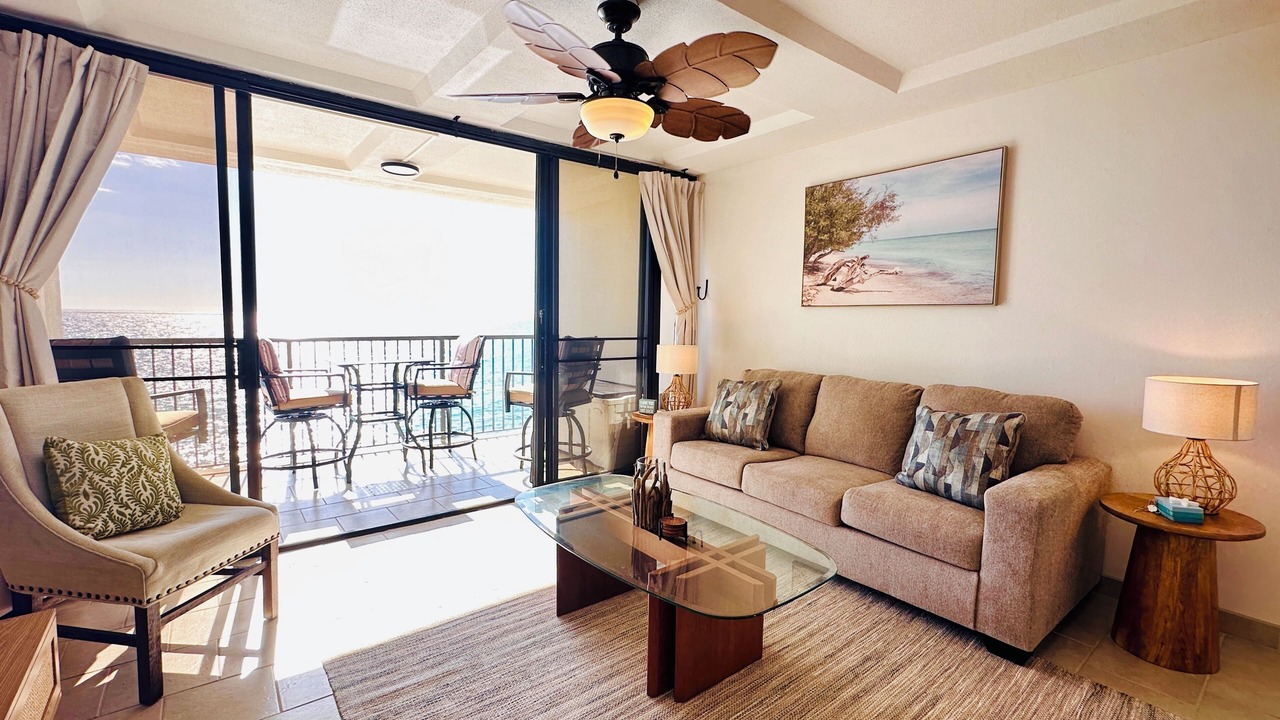 Photo of Livingroom in Makaha