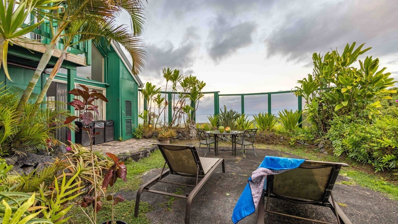 Photo of Outdoor in Haiku