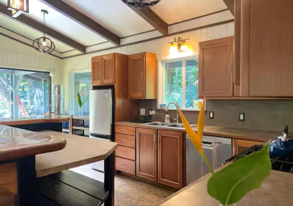 Photo of Kitchen in Pahoa